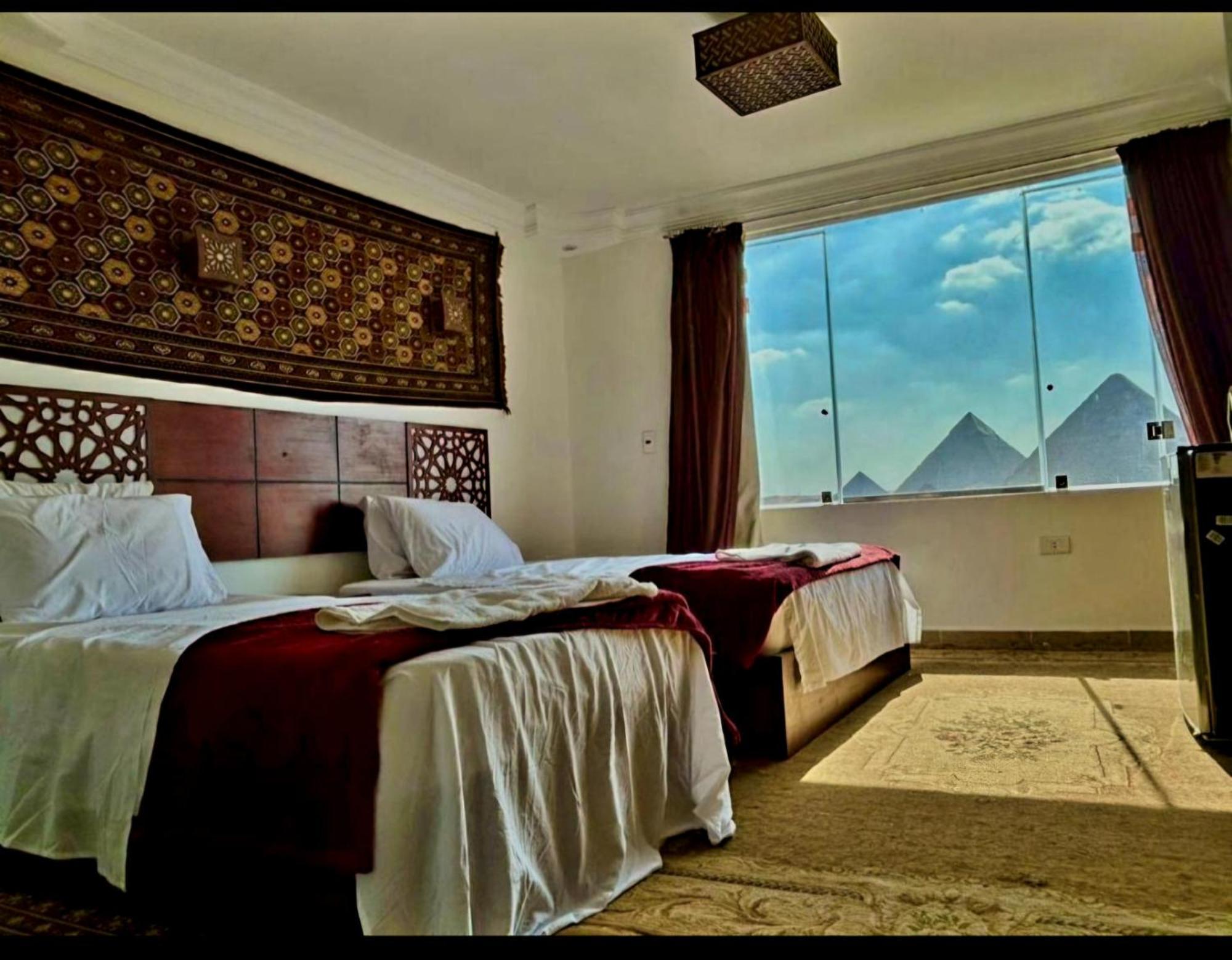 Oscar Pyramids View Hotel Nazlet el-Sisi Bilik gambar