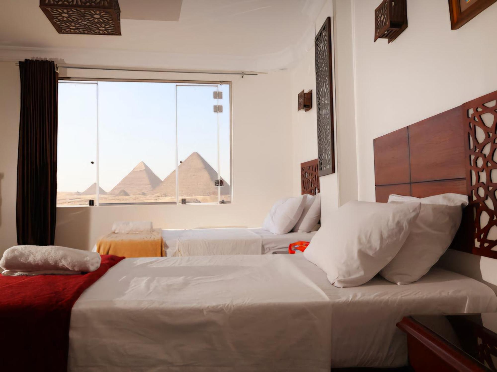 Oscar Pyramids View Hotel Nazlet el-Sisi Bilik gambar