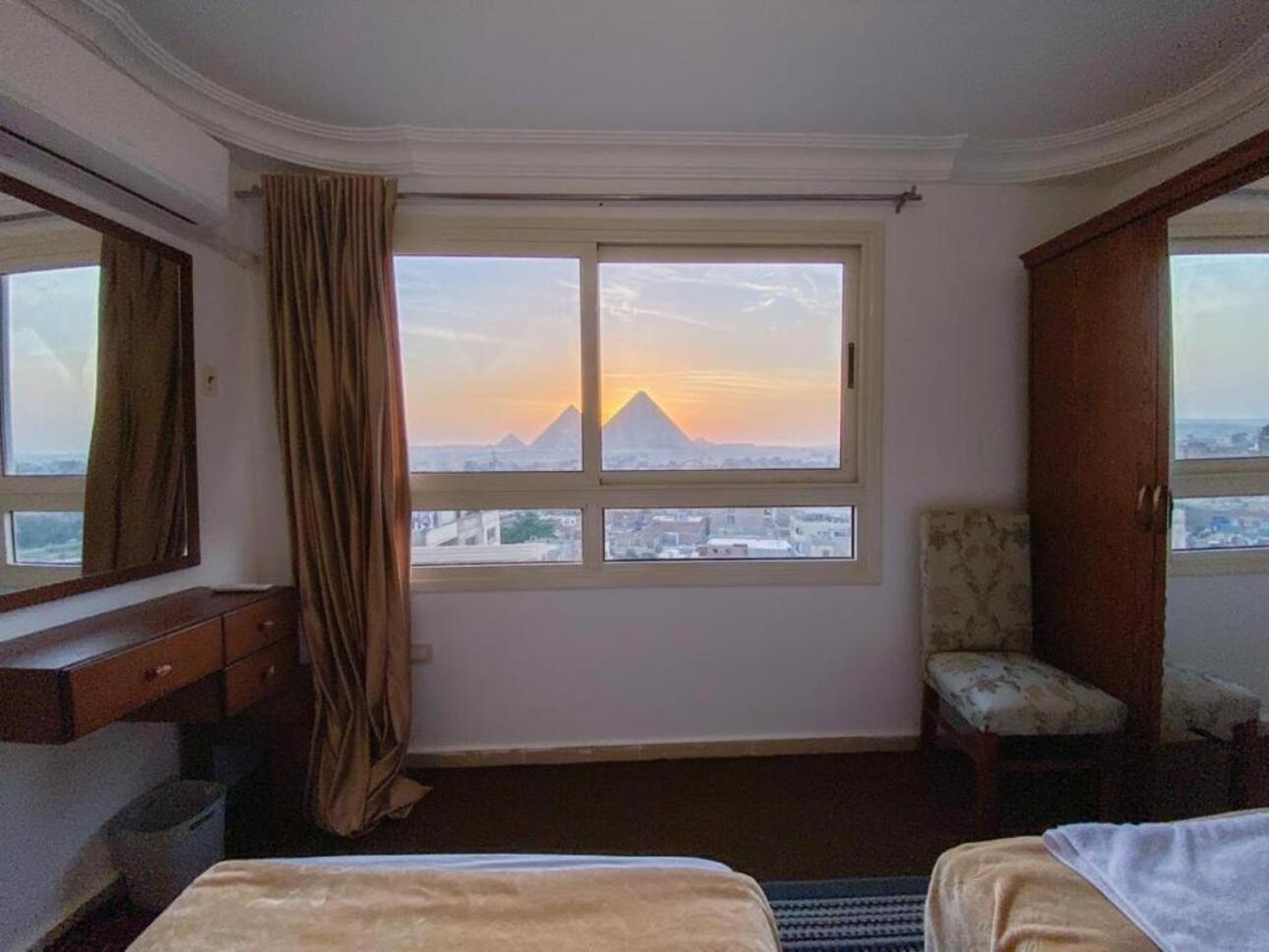 Oscar Pyramids View Hotel Nazlet el-Sisi Luaran gambar
